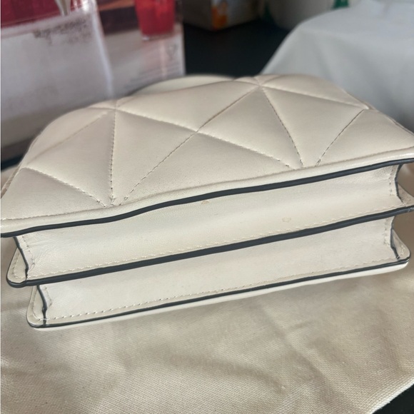 Coach Cream Quilted Crossbody Bag with Chain - Picture 3 of 4